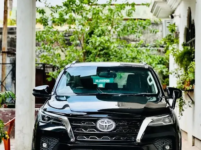 Used 2019 Toyota Fortuner in Lucknow