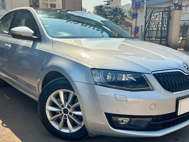 Used 2016 Skoda Octavia in Mumbai Used 2016 Skoda Octavia in Mumbai