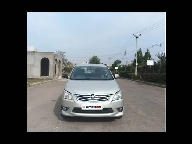Used 2013 Toyota Innova in Ludhiana Used 2013 Toyota Innova in Ludhiana