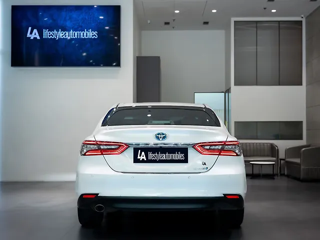 Used Toyota Camry [2022-2024] Hybrid in Kolkata