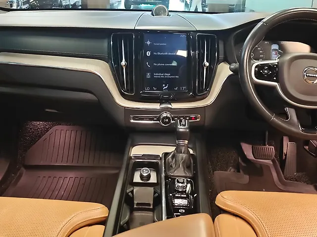 Used Volvo XC60 [2017-2021] D5 Inscription in Lucknow