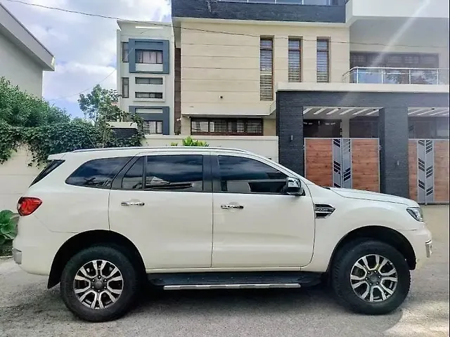 Used Ford Endeavour Titanium Plus 2.0 4x4 AT in Bangalore