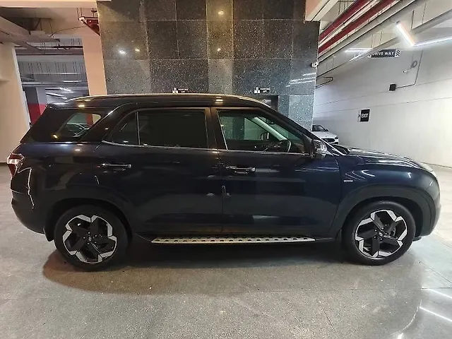 Used Hyundai Alcazar [2021-2023] Platinum (O) 6 STR 1.5 Diesel AT in Ahmedabad
