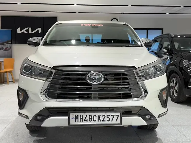 Used 2022 Toyota Innova Crysta in Mumbai