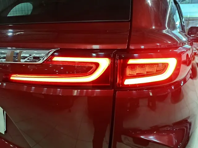 Used Toyota Urban Cruiser Hyryder V Hybrid [2023-2025] in Bangalore