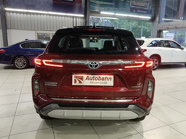Used Toyota Urban Cruiser Hyryder V Hybrid [2023-2025] in Bangalore