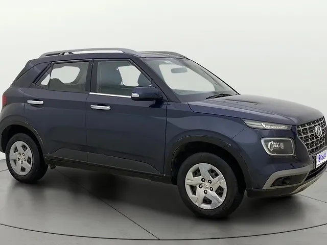 Used 2022 Hyundai Venue in Ahmedabad