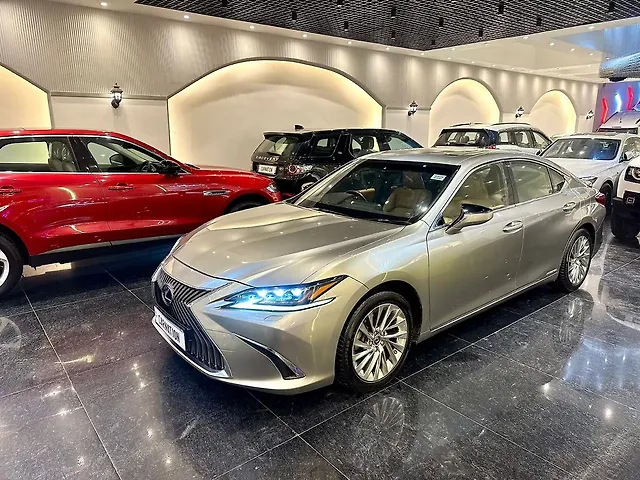 Used 2020 Lexus ES in Delhi