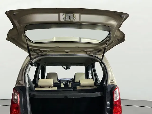 Used Maruti Suzuki Wagon R 1.0 [2014-2019] VXI in Kolkata