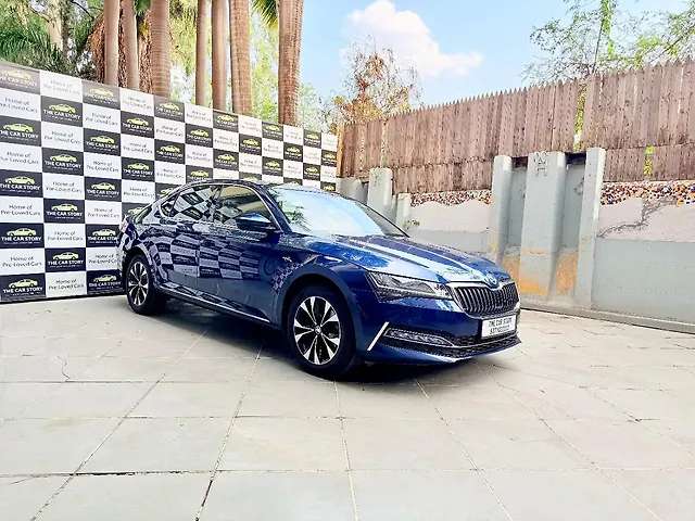 Used 2022 Skoda Superb in Pune