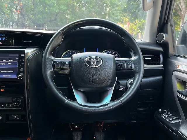 Used Toyota Fortuner 4x2 2WD Diesel 2.8L Turbo 6 Speed Manual in Delhi