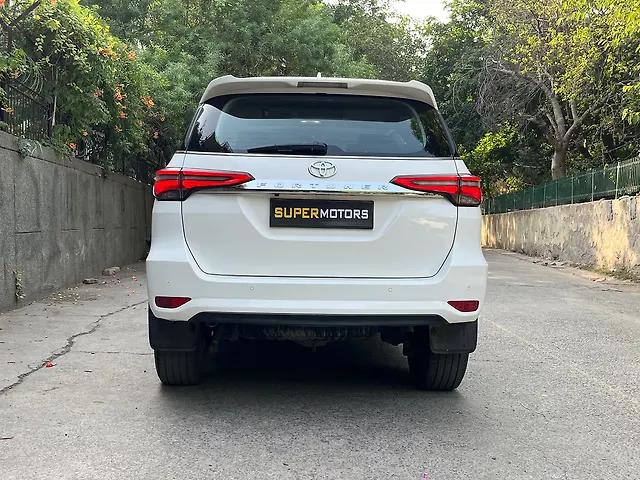 Used Toyota Fortuner 4x2 2WD Diesel 2.8L Turbo 6 Speed Manual in Delhi