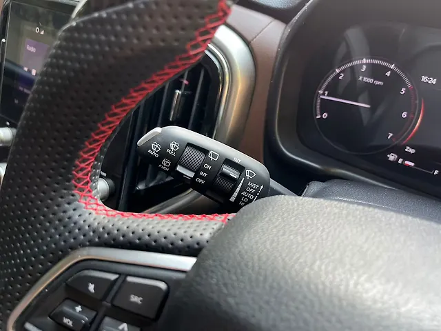 Used Mahindra Scorpio N Z8 L Diesel AT 2WD 6 STR [2024-2025] in Delhi