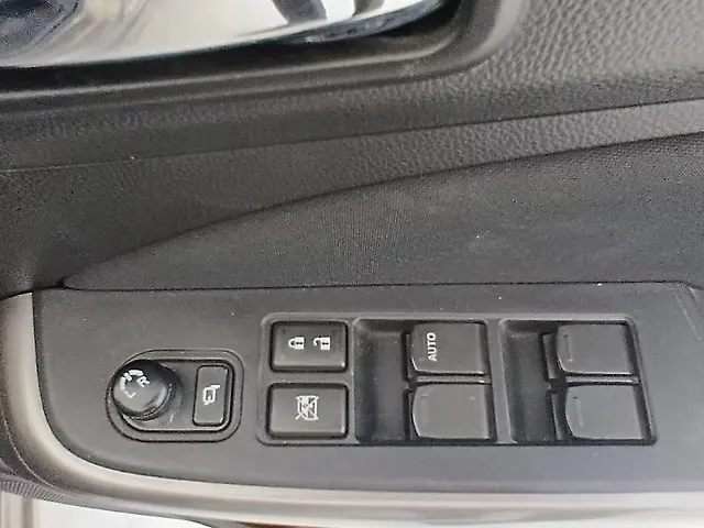 Used Maruti Suzuki Swift [2021-2024] ZXi AMT [2021-2023] in Bangalore