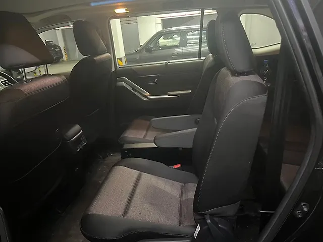 Used Toyota Innova Hycross VX (O) Hybrid (Electric + Petrol) Automatic (e-CVT) 7 STR in Kochi