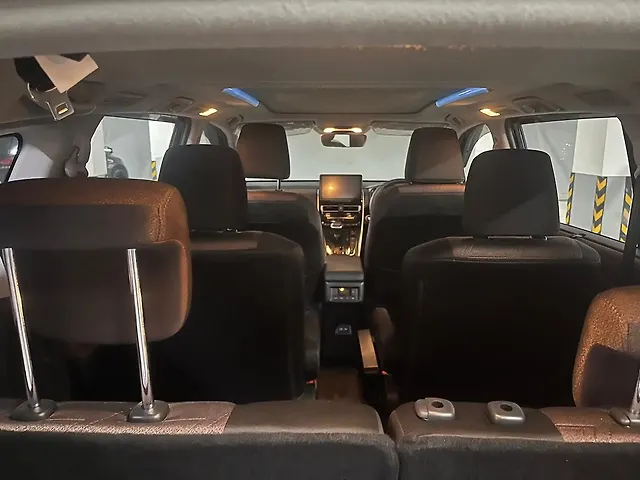 Used Toyota Innova Hycross VX (O) Hybrid (Electric + Petrol) Automatic (e-CVT) 7 STR in Kochi