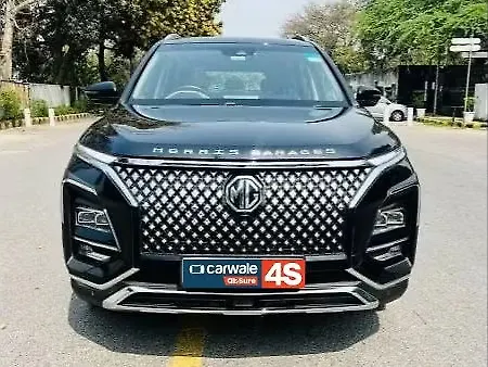 Used 2023 MG Hector Plus in Delhi Used 2023 MG Hector Plus in Delhi