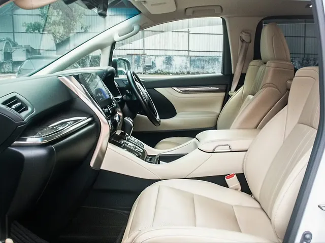 Used Toyota Vellfire [2020-2023] Hybrid in Mumbai