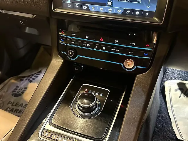 Used Jaguar F-Pace [2016-2021] Prestige in Delhi