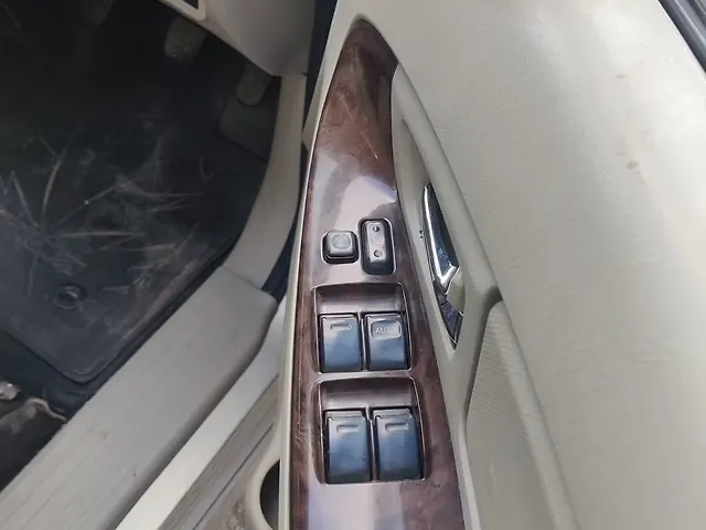 Used Toyota Innova [2013-2014] 2.5 VX 7 STR BS-IV in Mumbai