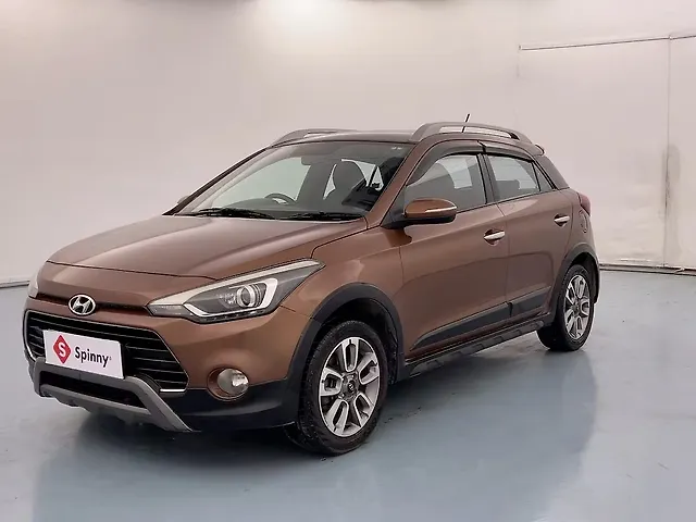 Used 2016 Hyundai i20 Active in Lucknow