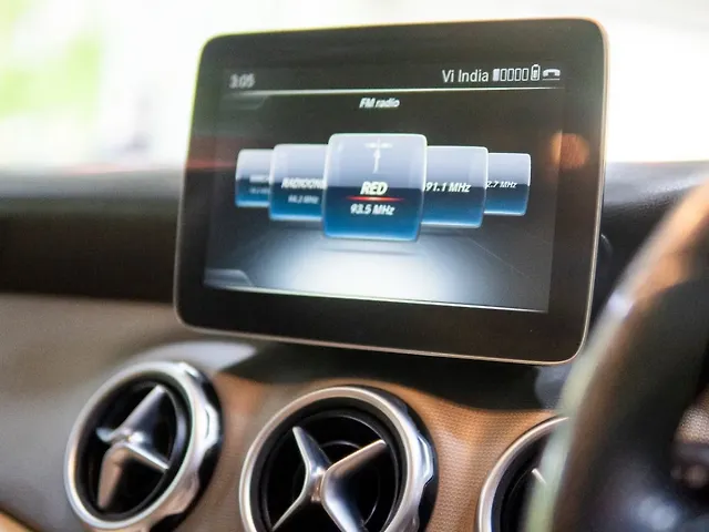 Used Mercedes-Benz GLA [2017-2020] 200 Sport in Delhi