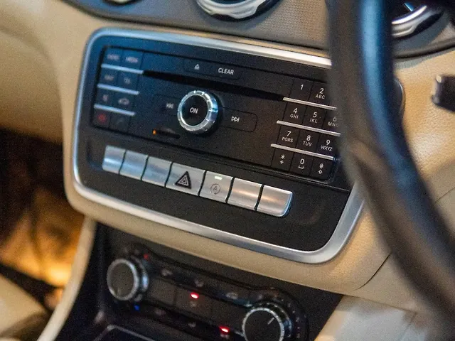Used Mercedes-Benz GLA [2017-2020] 200 Sport in Delhi