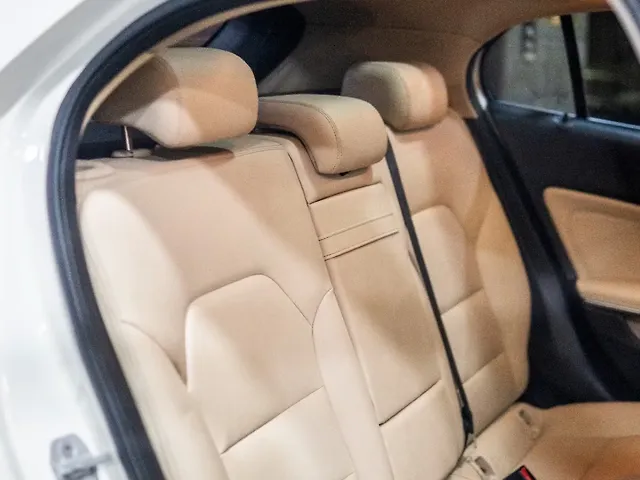 Used Mercedes-Benz GLA [2017-2020] 200 Sport in Delhi