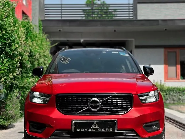 Used 2022 Volvo XC40 in Delhi