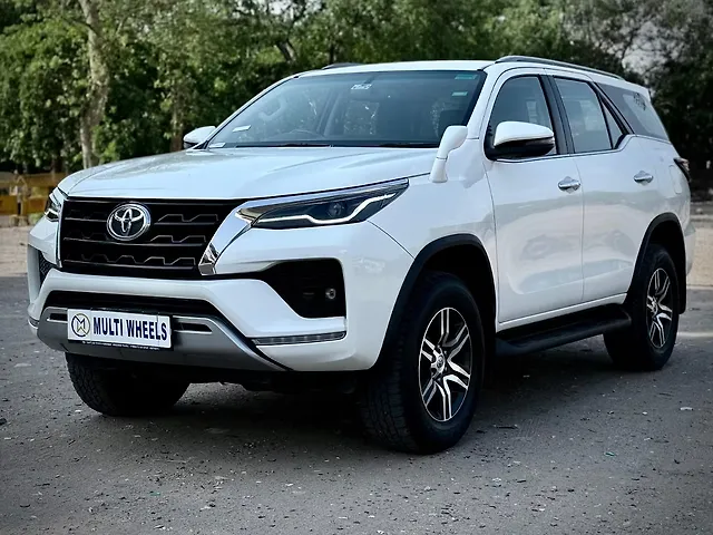 Used Toyota Fortuner 4x2 2WD Diesel 2.8L Turbo 6 Speed Manual in Delhi