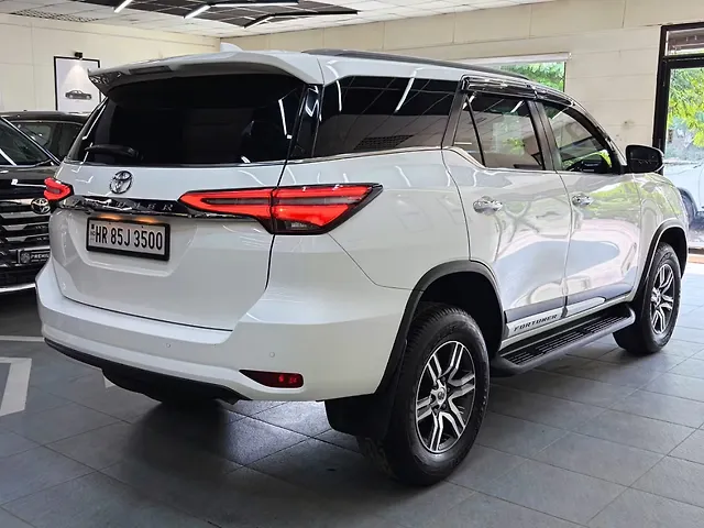 Used Toyota Fortuner 4x2 2WD Petrol 2.7L Automatic in Delhi