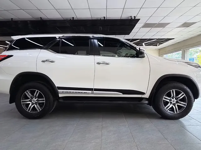 Used Toyota Fortuner 4x2 2WD Petrol 2.7L Automatic in Delhi