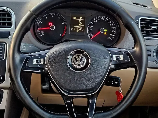 Used Volkswagen Vento [2015-2019] Highline Plus 1.2 (P) AT 16 Alloy in Ahmedabad