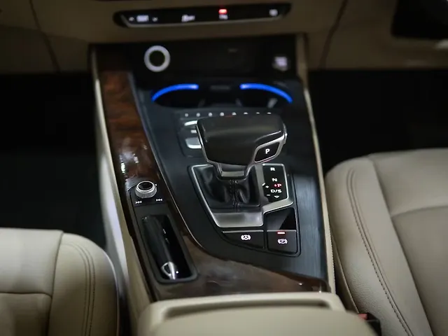 Used Audi A4 [2016-2020] 35 TDI Technology in Delhi