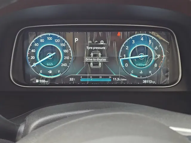 Used Hyundai Alcazar [2021-2023] Signature (O) 6 STR 2.0 Petrol AT in Guwahati