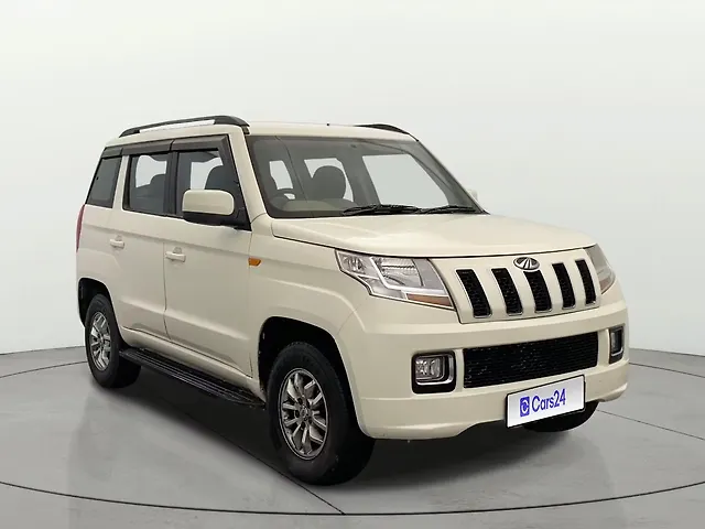 Used 2017 Mahindra TUV300 in Lucknow Used 2017 Mahindra TUV300 in Lucknow