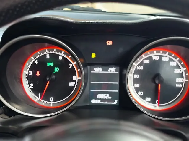 Used Maruti Suzuki Swift [2021-2024] ZXi [2021-2023] in Kolkata