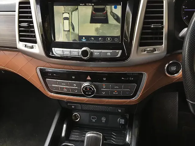 Used Mahindra Alturas G4 4WD AT in Mumbai