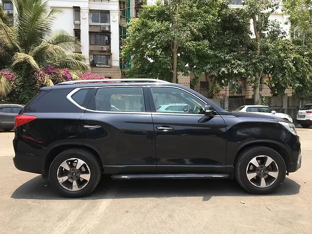 Used Mahindra Alturas G4 4WD AT in Mumbai