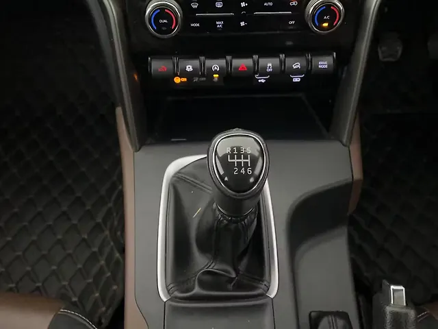 Used Mahindra Scorpio N Z8 L Diesel MT 2WD 7 STR [2024-2025] in Lucknow