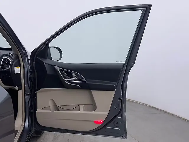 Used Mahindra XUV500 [2015-2018] W10 in Chandigarh