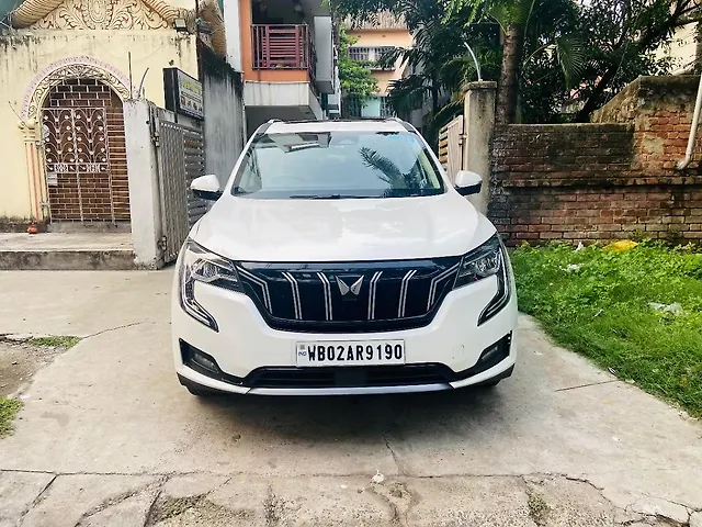 Used Mahindra Old Generation XUV700 AX7 Luxury Pack 2WD Petrol 2.0L Turbo Automatic 7 STR in Kolkata