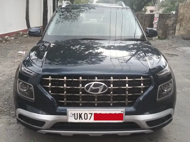 Used 2022 Hyundai Venue in Dehradun