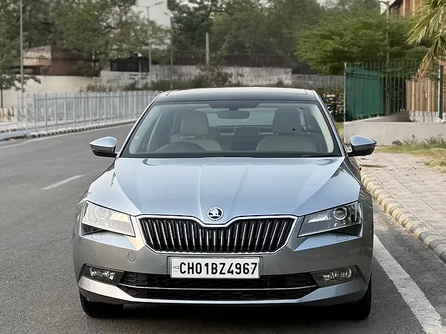 Used 2019 Skoda Superb in Delhi Used 2019 Skoda Superb in Delhi