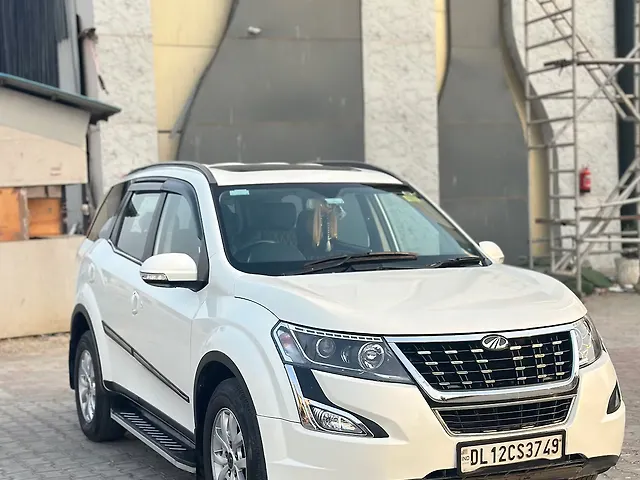 Used Mahindra XUV500 W9 AT in Delhi Used Mahindra XUV500 W9 AT in Delhi
