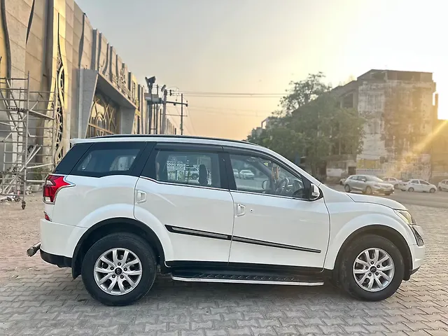 Used Mahindra XUV500 W9 AT in Delhi Used Mahindra XUV500 W9 AT in Delhi