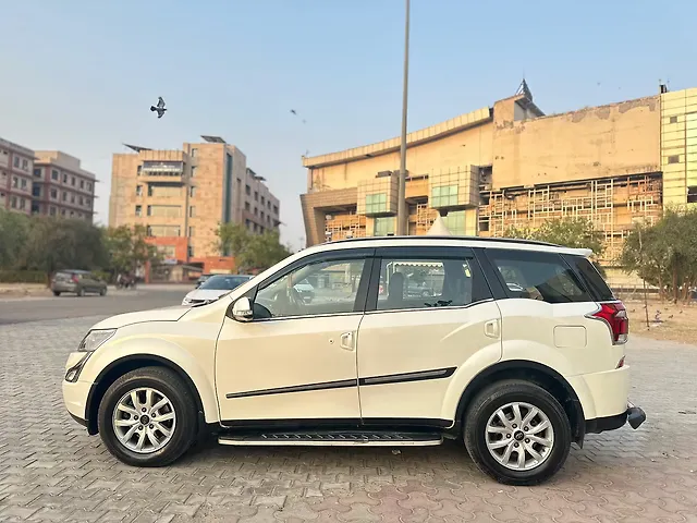 Used Mahindra XUV500 W9 AT in Delhi Used Mahindra XUV500 W9 AT in Delhi