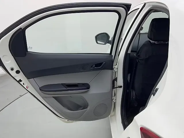 Used Tata Old Generation Tiago 2020 XM iCNG [2023-2025] in Delhi