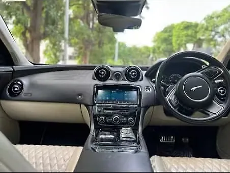 Used Jaguar XJ L 50 in Delhi Used Jaguar XJ L 50 in Delhi