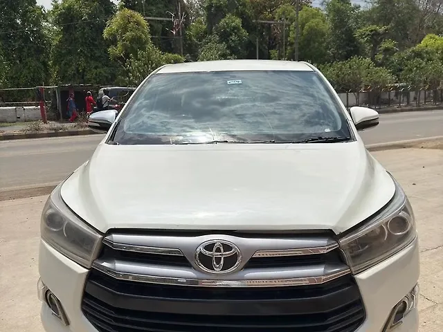 Used 2016 Toyota Innova Crysta in Kanpur Used 2016 Toyota Innova Crysta in Kanpur